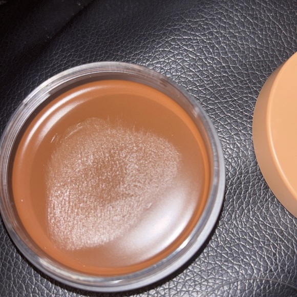 Anastasia Beverly Hills cream bronzer Chestnut - Picture 6 of 10